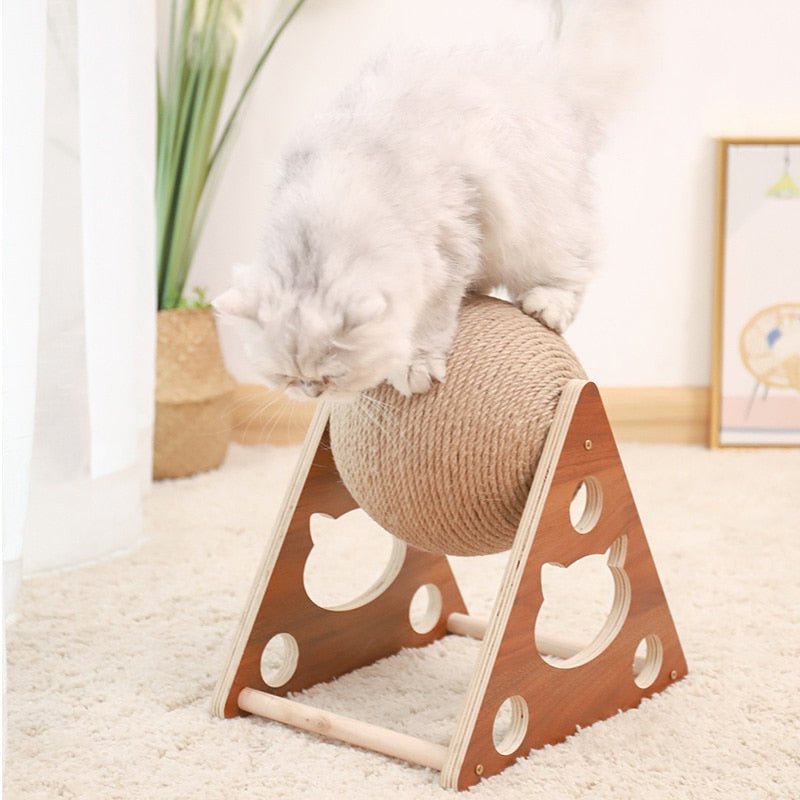 Cat Scratching Ball - LightsBetter