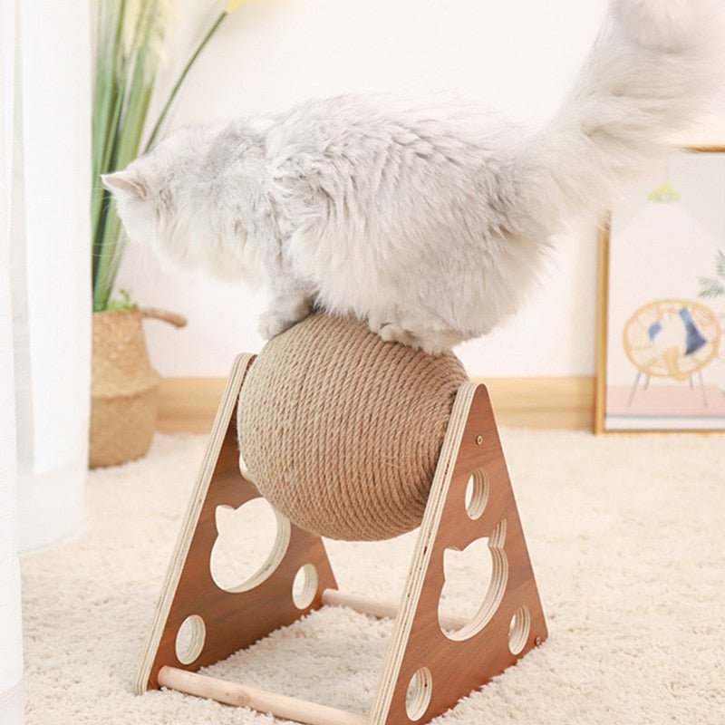 Cat Scratching Ball - LightsBetter