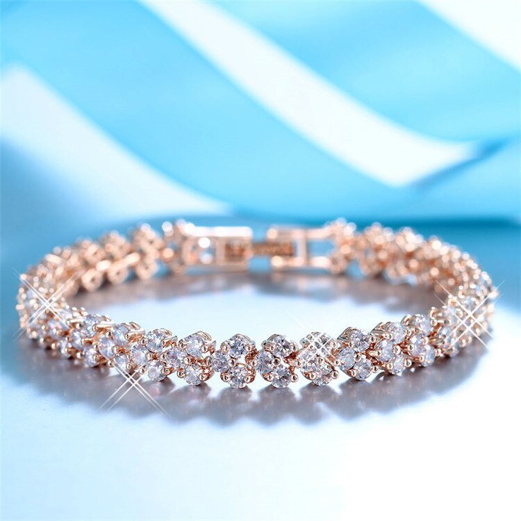 Four-leaf Clover Bracelet - LightsBetter
