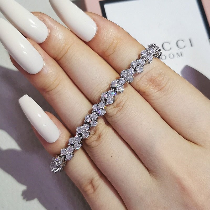 Four-leaf Clover Bracelet - LightsBetter