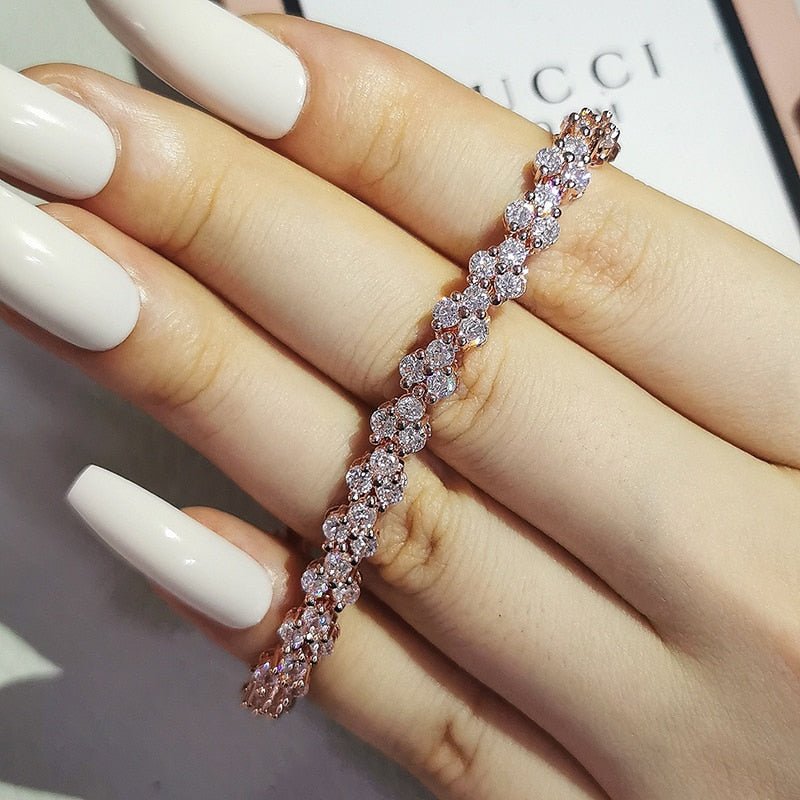 Four-leaf Clover Bracelet - LightsBetter
