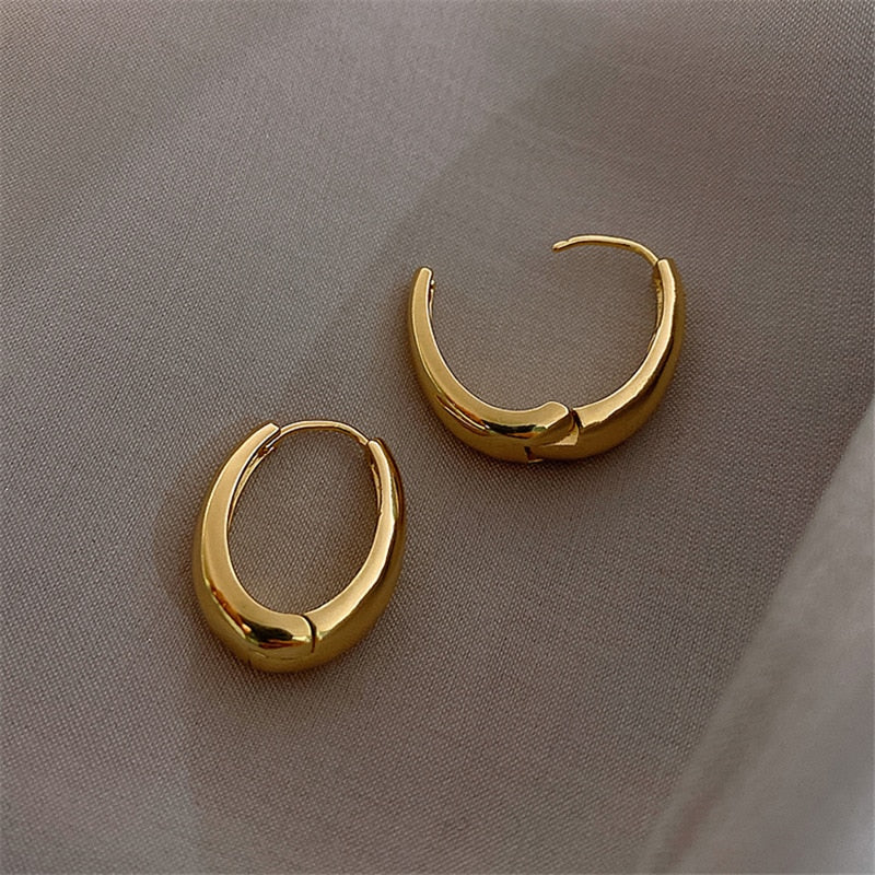 New Classic Earrings - LightsBetter