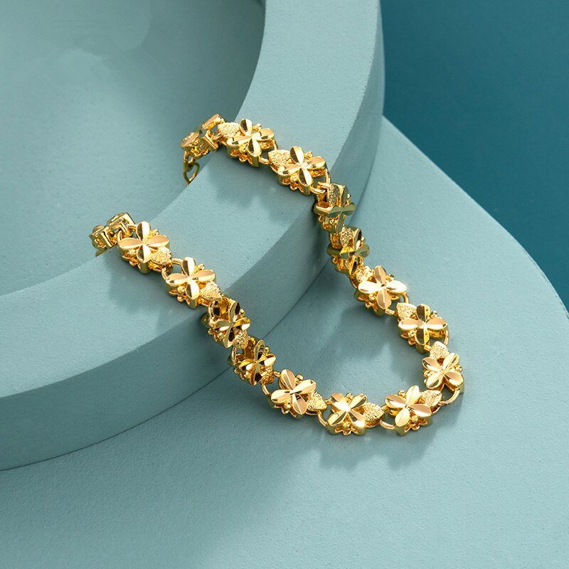 Four-leaf Clover Bracelet - LightsBetter