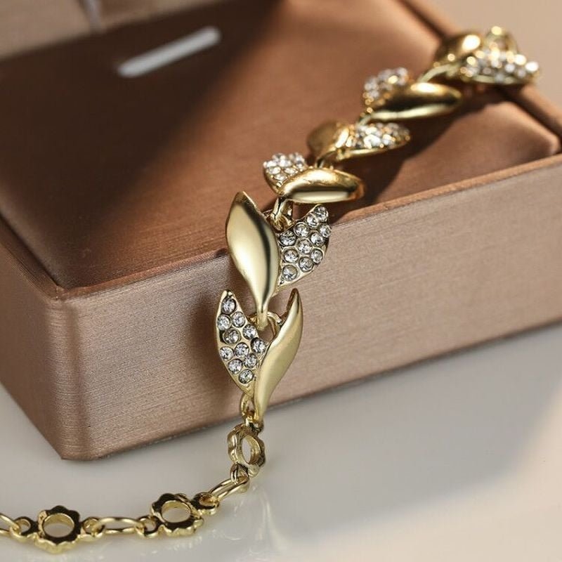 Leaves Crystal Bracelet - LightsBetter