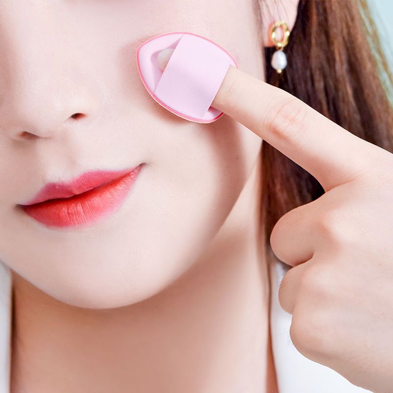 Mini Finger Makeup Puff - LightsBetter