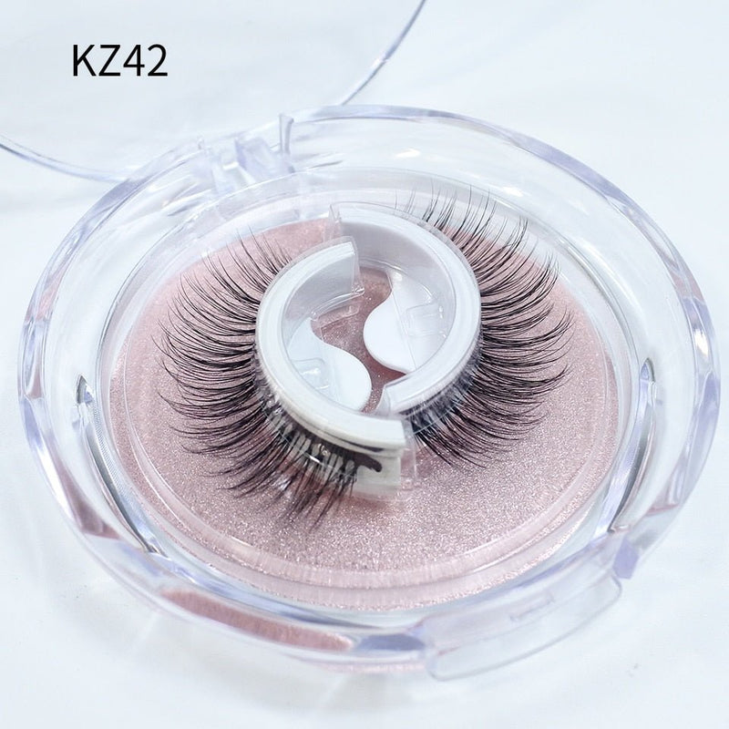 Self Adhesive Eyelashes - LightsBetter